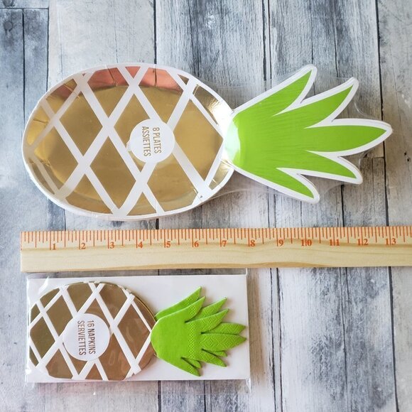 NWT - Meri Meri Pineapple Paper Plates (8) and Paper Napkins (16) - Picture 2 of 2